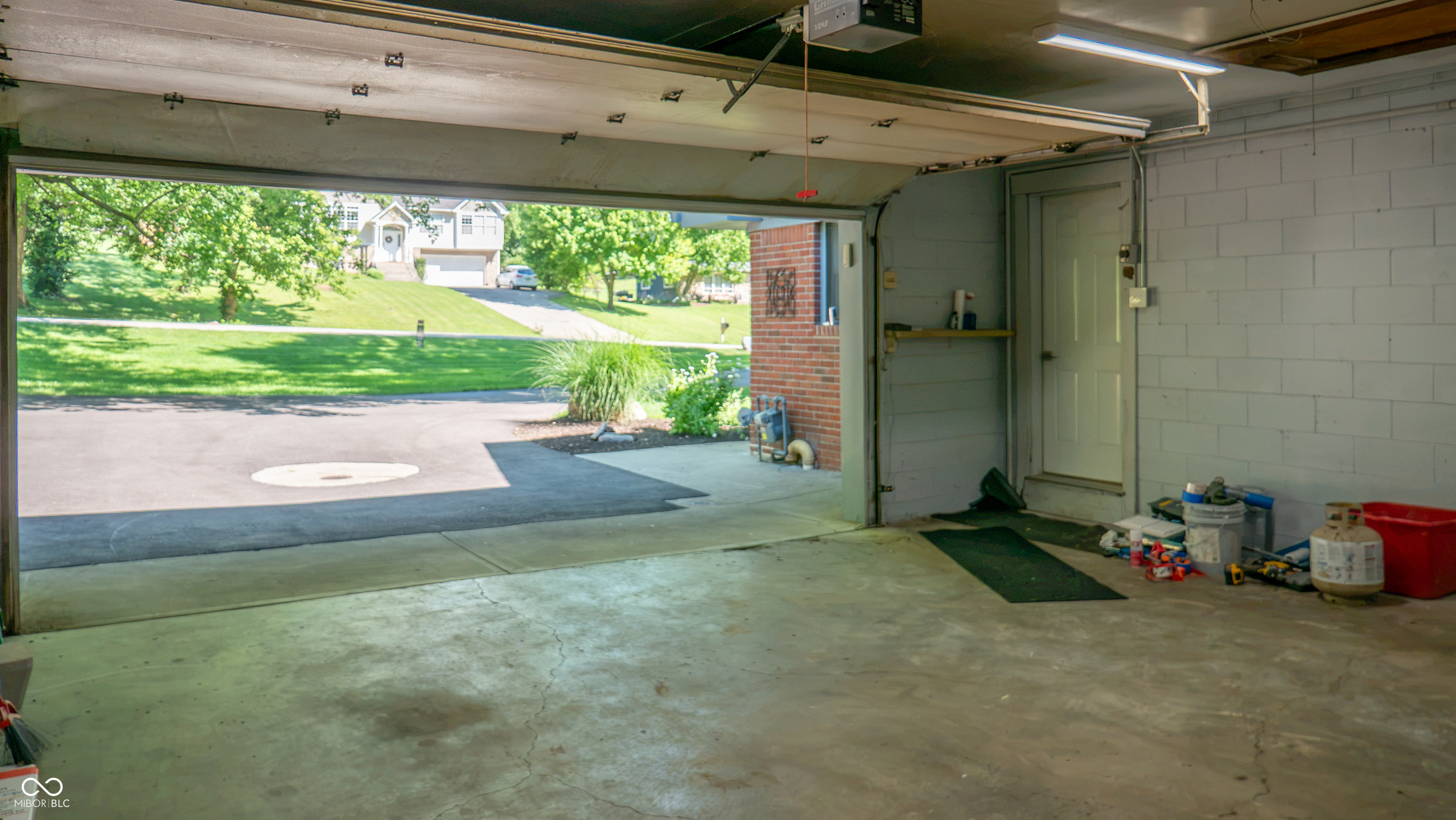 5855 Andover Road Indianapolis, IN 46220 - Photo 35 of 59