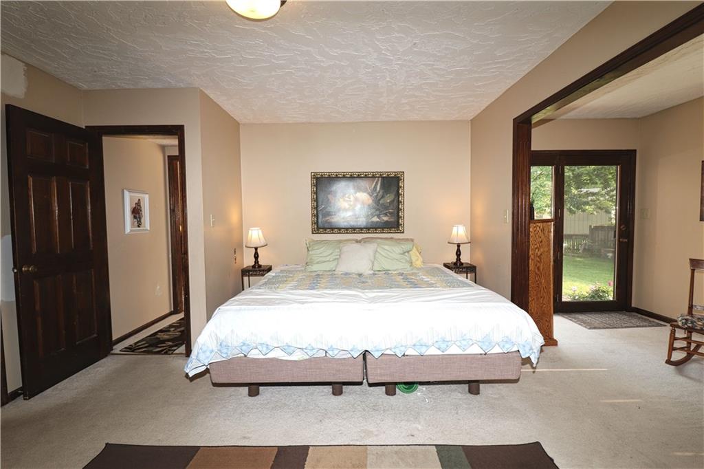 552 Covered Bridge Road Greenwood, IN 46142 - Photo 11 of 25 Gallery Image 11