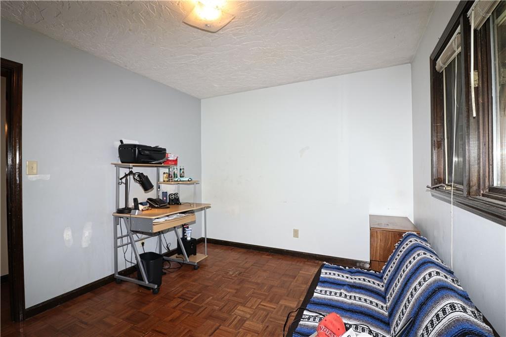 552 Covered Bridge Road Greenwood, IN 46142 - Photo 16 of 25 Gallery Image 16