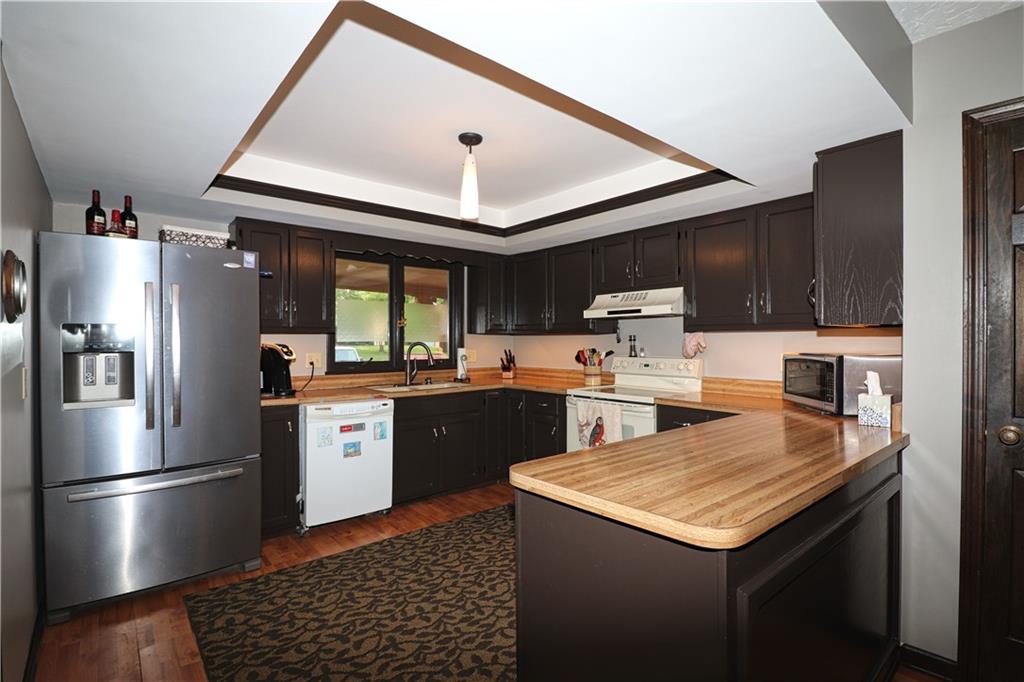 552 Covered Bridge Road Greenwood, IN 46142 - Photo 5 of 25 Gallery Image 5