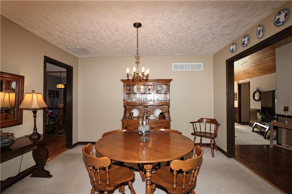 552 Covered Bridge Road Greenwood, IN 46142 - Photo 9 of 25 Gallery Image 9