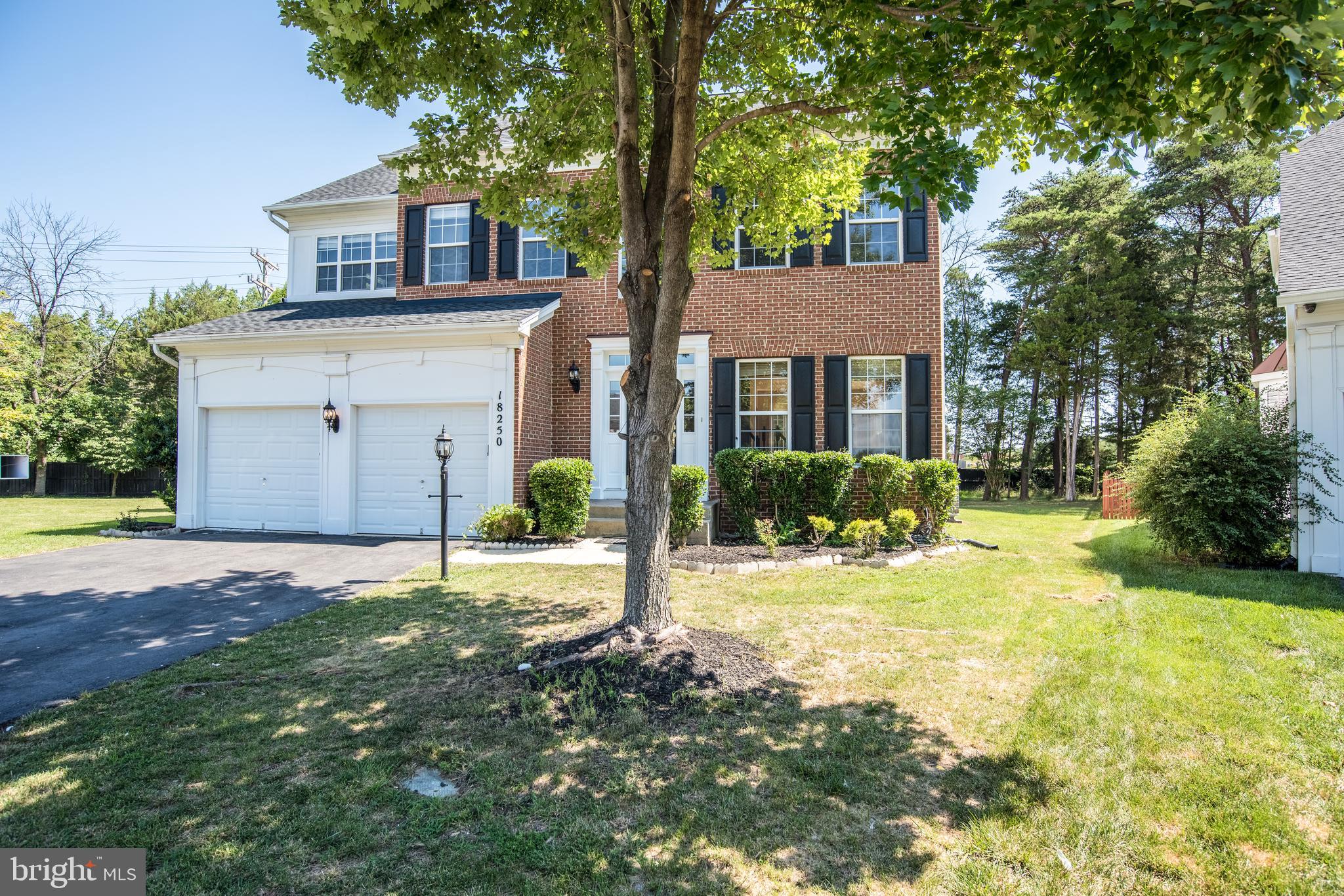 18250 Maple Spring Court Leesburg, VA 20176 - Photo 4 of 65 Gallery Image 4