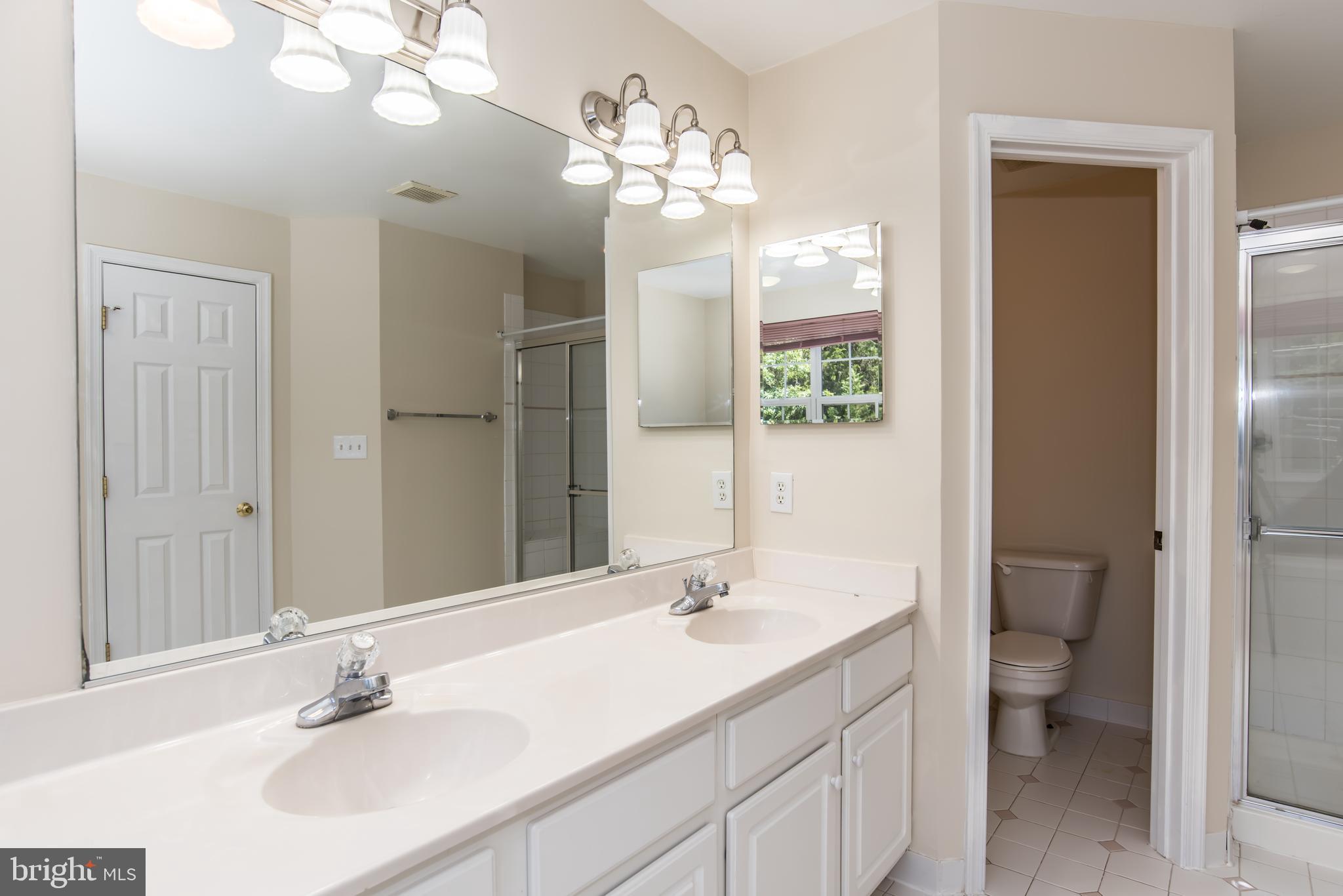 18250 Maple Spring Court Leesburg, VA 20176 - Photo 31 of 65 Gallery Image 31