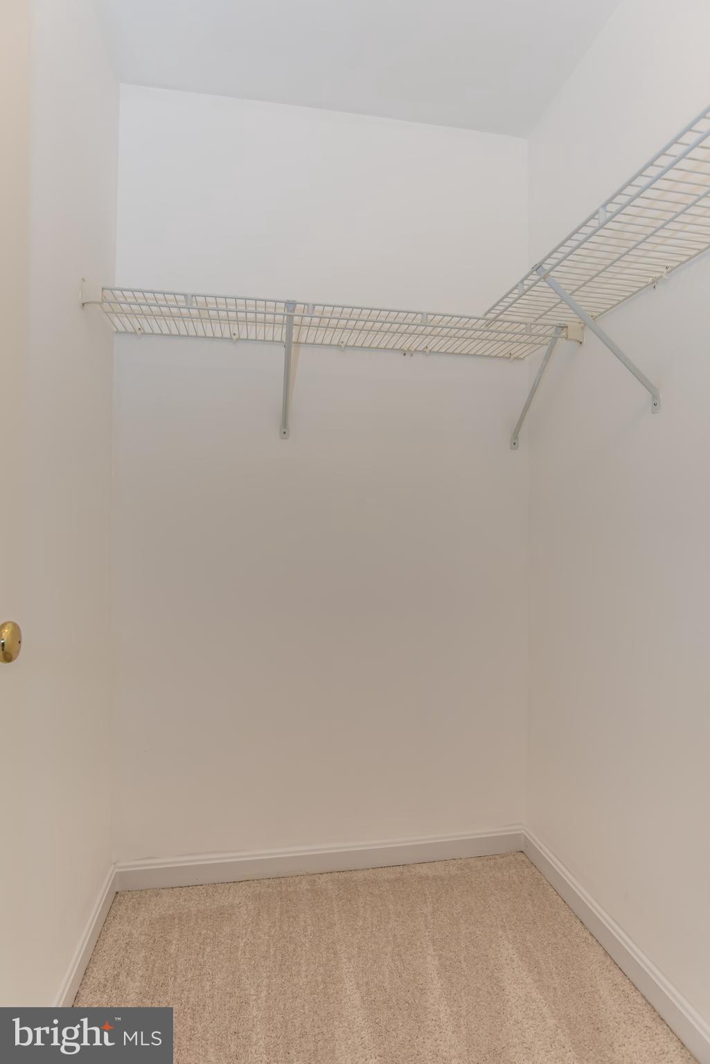 18250 Maple Spring Court Leesburg, VA 20176 - Photo 32 of 65 Gallery Image 32