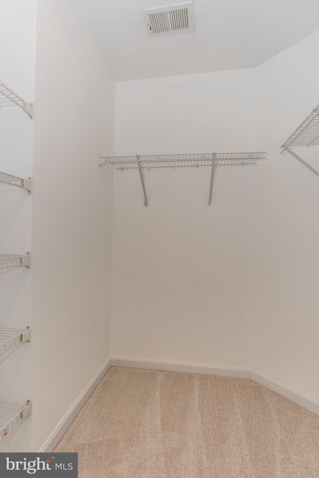 18250 Maple Spring Court Leesburg, VA 20176 - Photo 33 of 65 Gallery Image 33