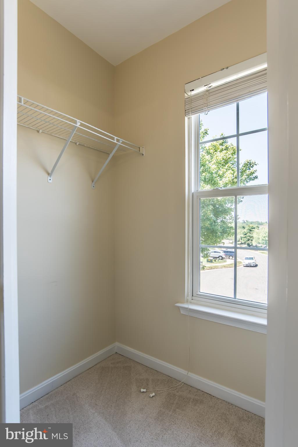 18250 Maple Spring Court Leesburg, VA 20176 - Photo 36 of 65 Gallery Image 36