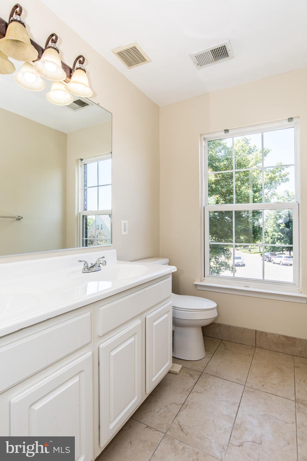 18250 Maple Spring Court Leesburg, VA 20176 - Photo 38 of 65 Gallery Image 38