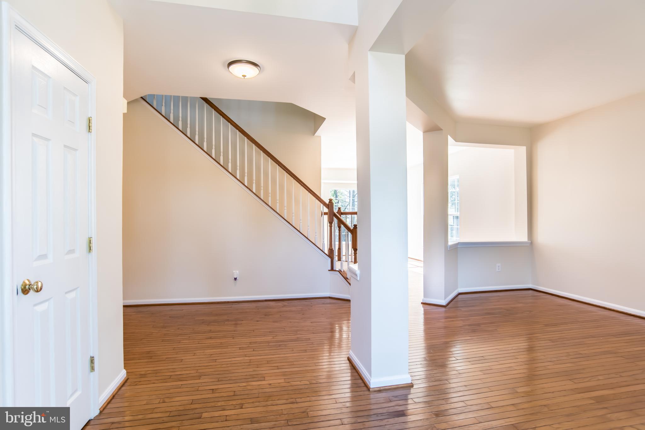 18250 Maple Spring Court Leesburg, VA 20176 - Photo 7 of 65 Gallery Image 7