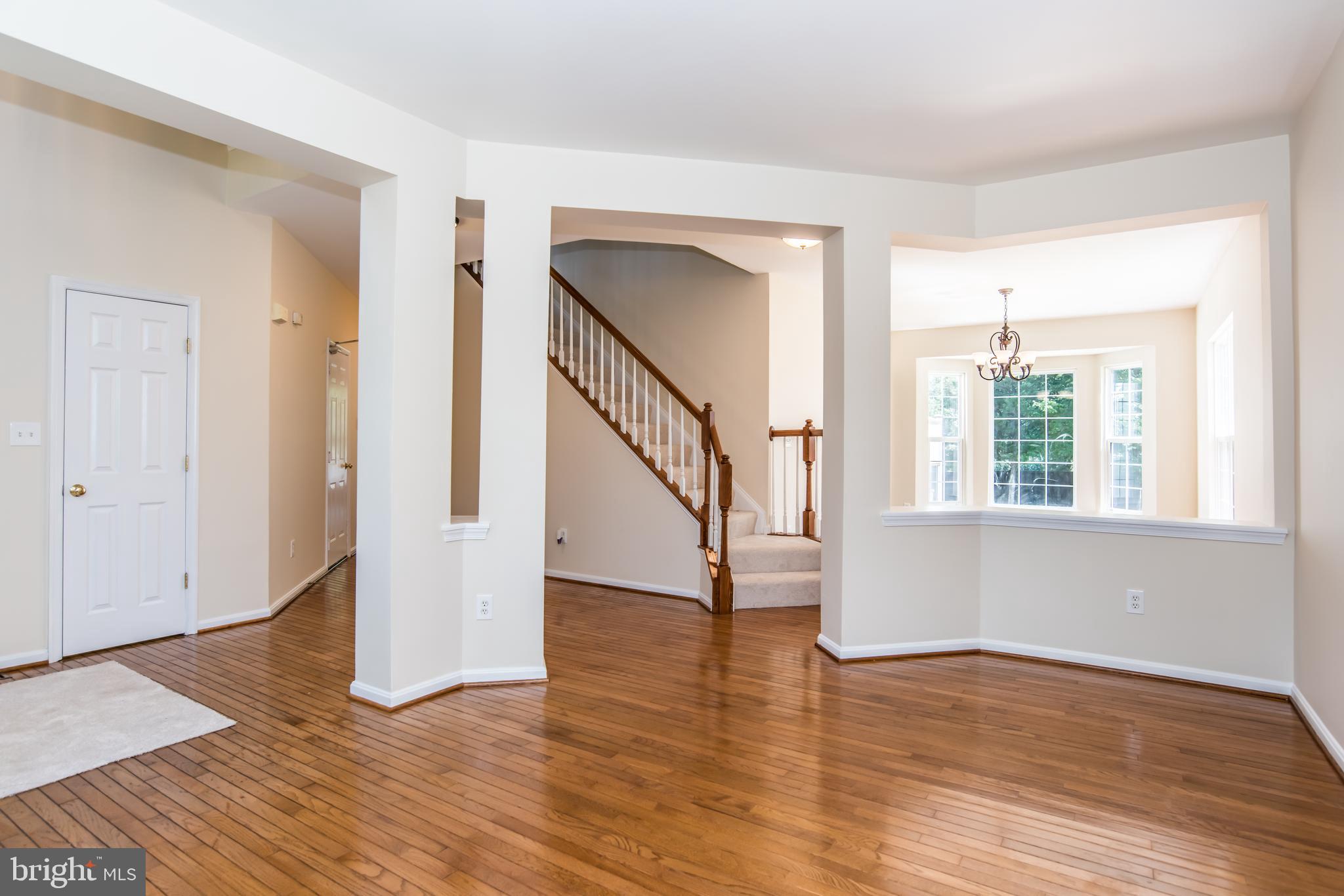 18250 Maple Spring Court Leesburg, VA 20176 - Photo 10 of 65 Gallery Image 10