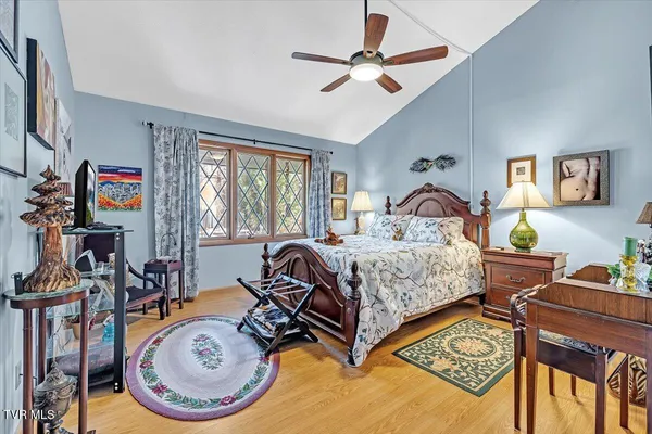 $564,900 | 112 Spruce Street, Greeneville, TN 37745