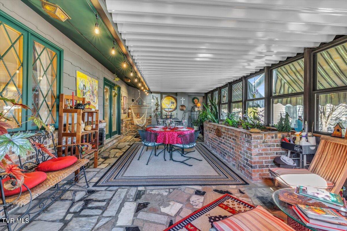 112 Spruce Street Greeneville, TN 37745 - Photo 43 of 63 55-R61_9812