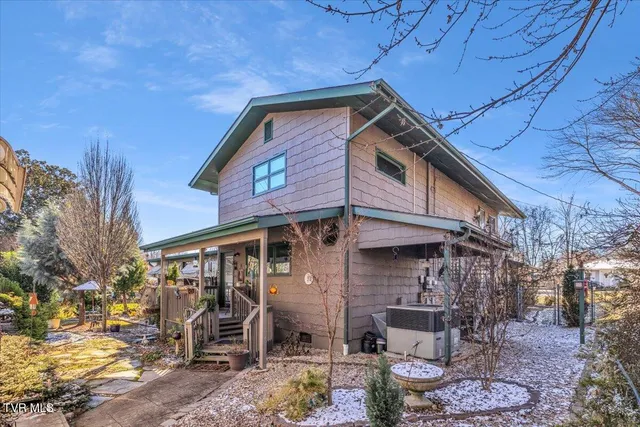 $585,000 | 112 Spruce Street, Greeneville, TN 37745