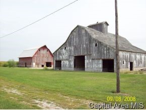 781 East North Road Nokomis, IL 62075 - Photo 11 of 12