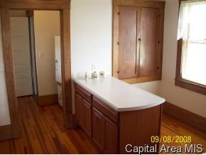 781 East North Road Nokomis, IL 62075 - Photo 4 of 12