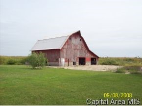 781 East North Road Nokomis, IL 62075 - Photo 10 of 12