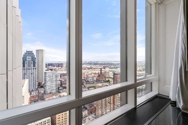 $4,585,000 | 2 Avery Street, Unit PH3C, Boston, MA 02111