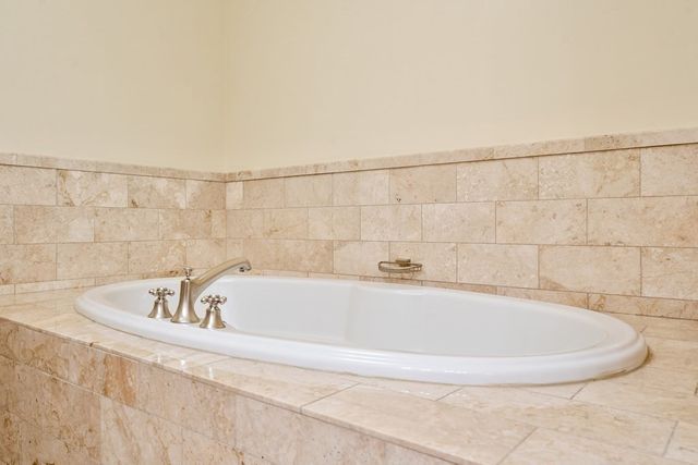 $4,585,000 | 2 Avery Street, Unit PH3C, Boston, MA 02111