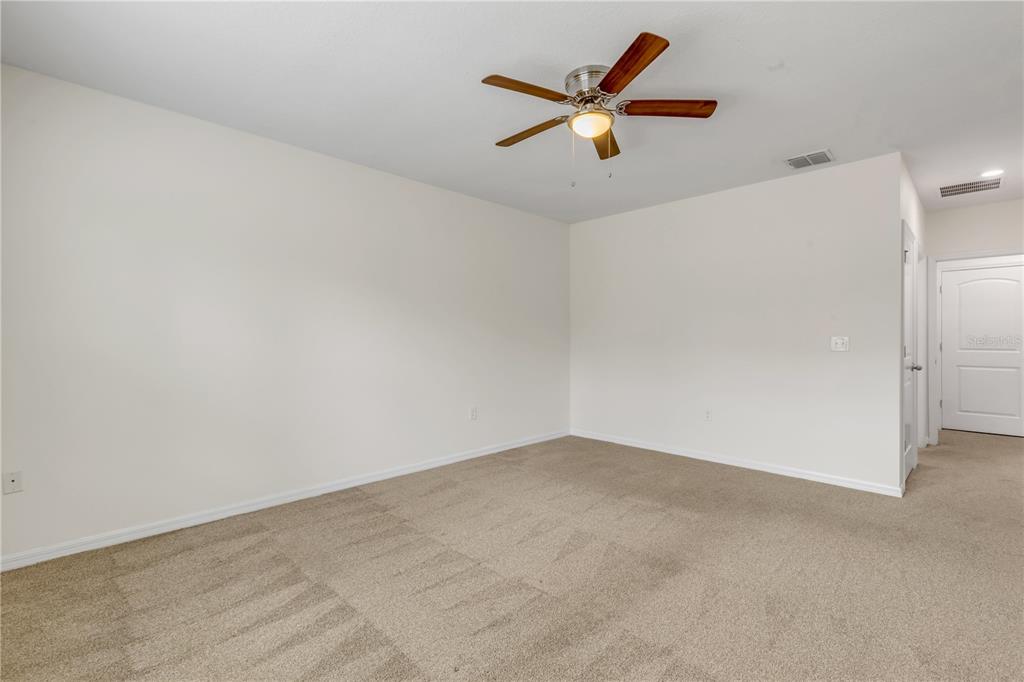 48 Hickory Loop Ocala, FL 34472 - Photo 25 of 52 an empty room