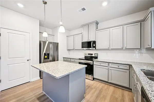 $383,900 | 355 Cedar Wood Trace, Winder, GA 30680