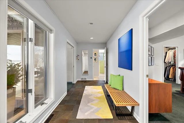 $2,195,000 | 437 Graafschap Road, Holland, MI 49423