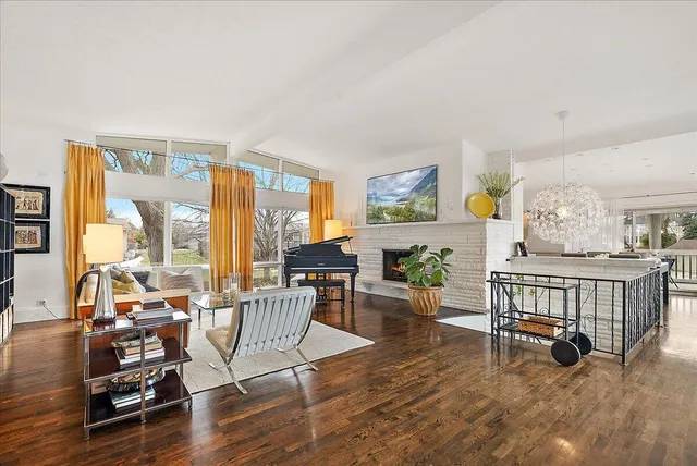 $2,195,000 | 437 Graafschap Road, Holland, MI 49423