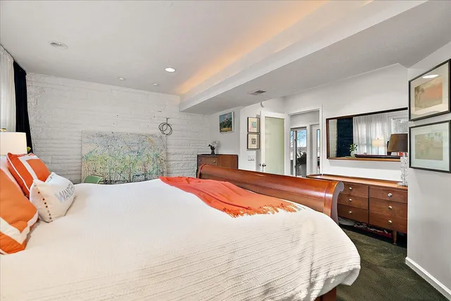 $2,195,000 | 437 Graafschap Road, Holland, MI 49423