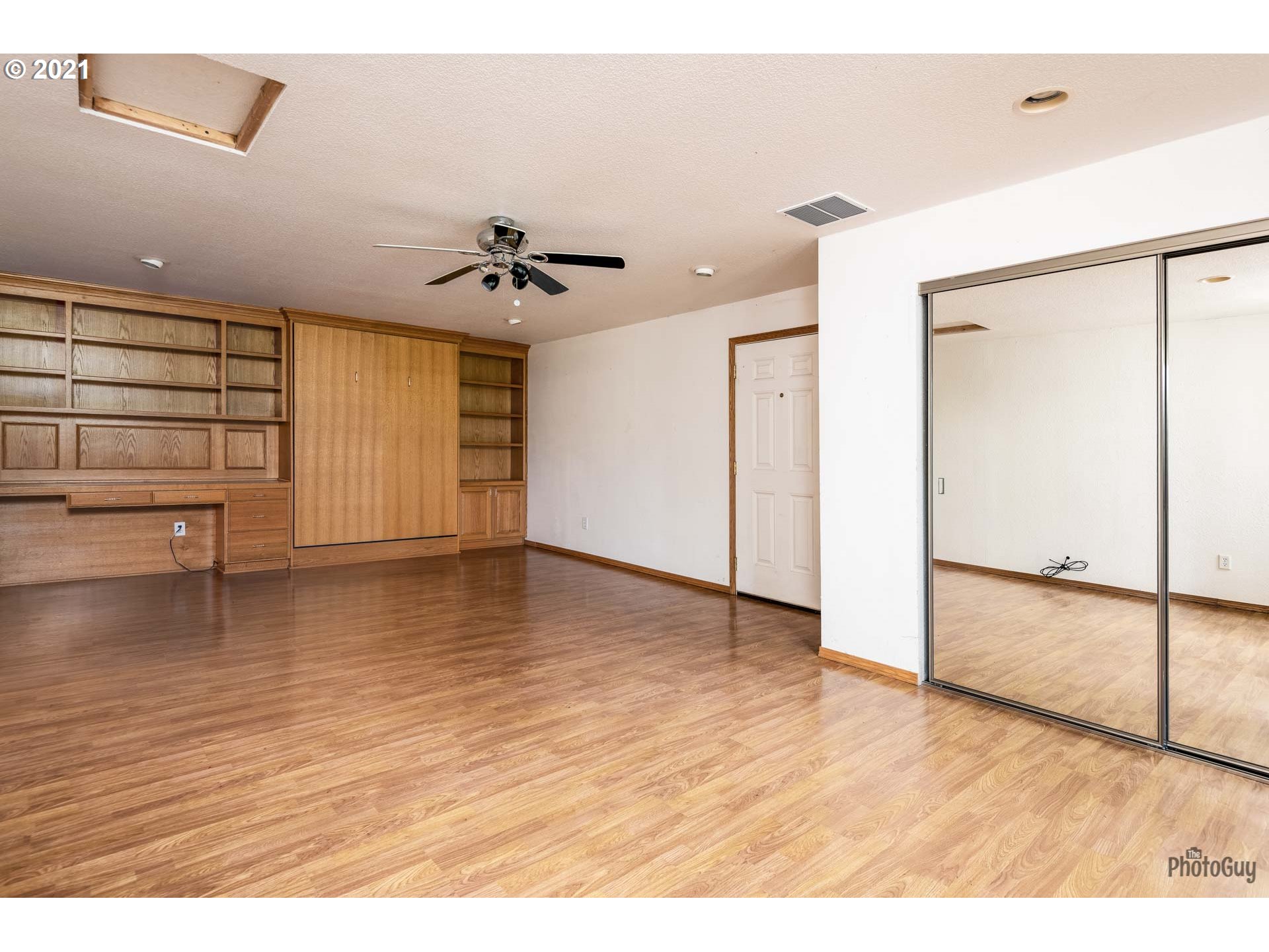 36798 Oak Point Road Springfield, OR 97478 - Photo 20 of 31