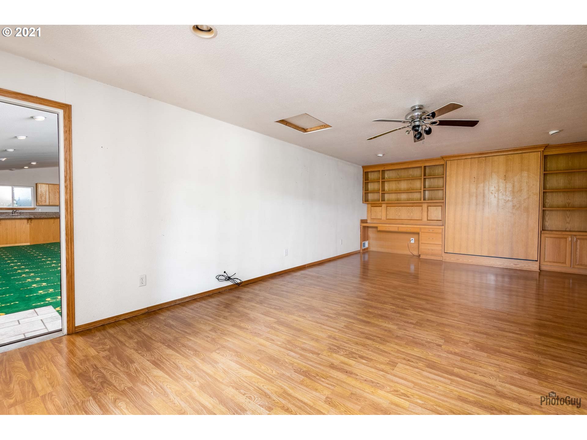 36798 Oak Point Road Springfield, OR 97478 - Photo 21 of 31