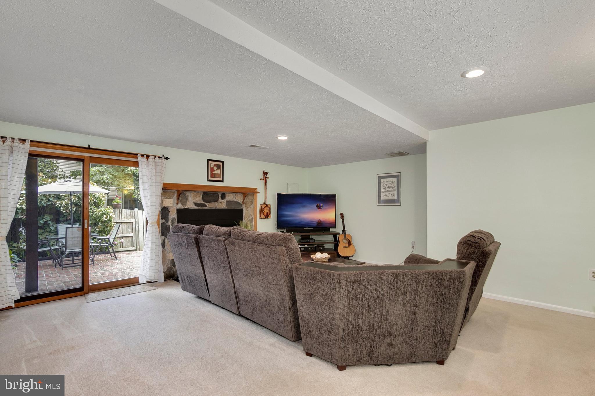 7372 Stream Way Springfield, VA 22152 - Photo 31 of 44 Gallery Image 31