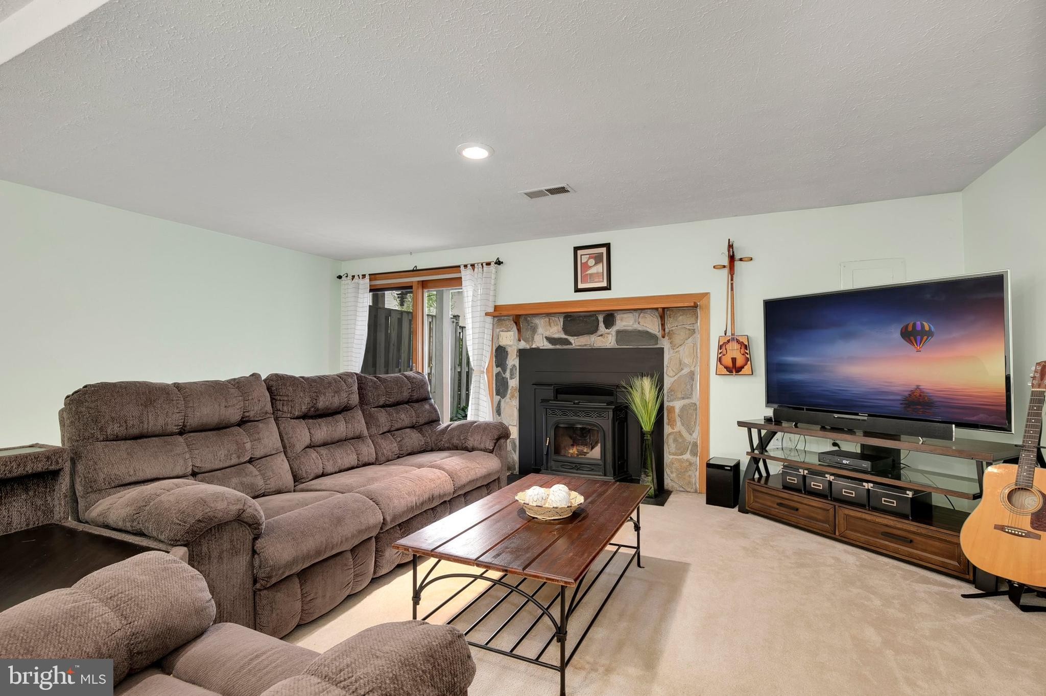 7372 Stream Way Springfield, VA 22152 - Photo 33 of 44 Gallery Image 33