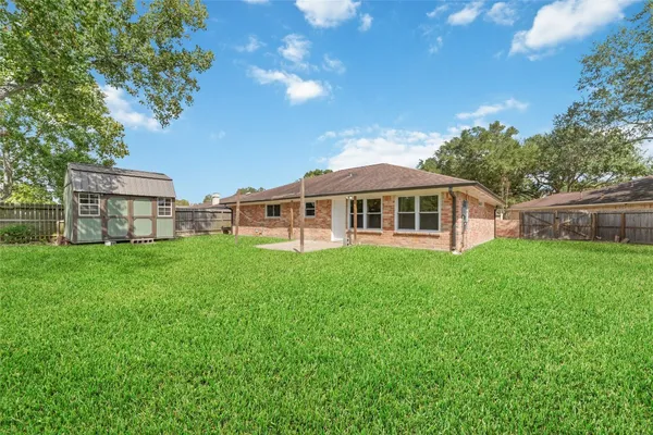 $279,900 | 2500 Parkway Avenue, Rosenberg, TX 77471