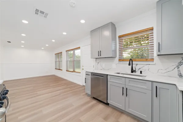 $279,900 | 2500 Parkway Avenue, Rosenberg, TX 77471