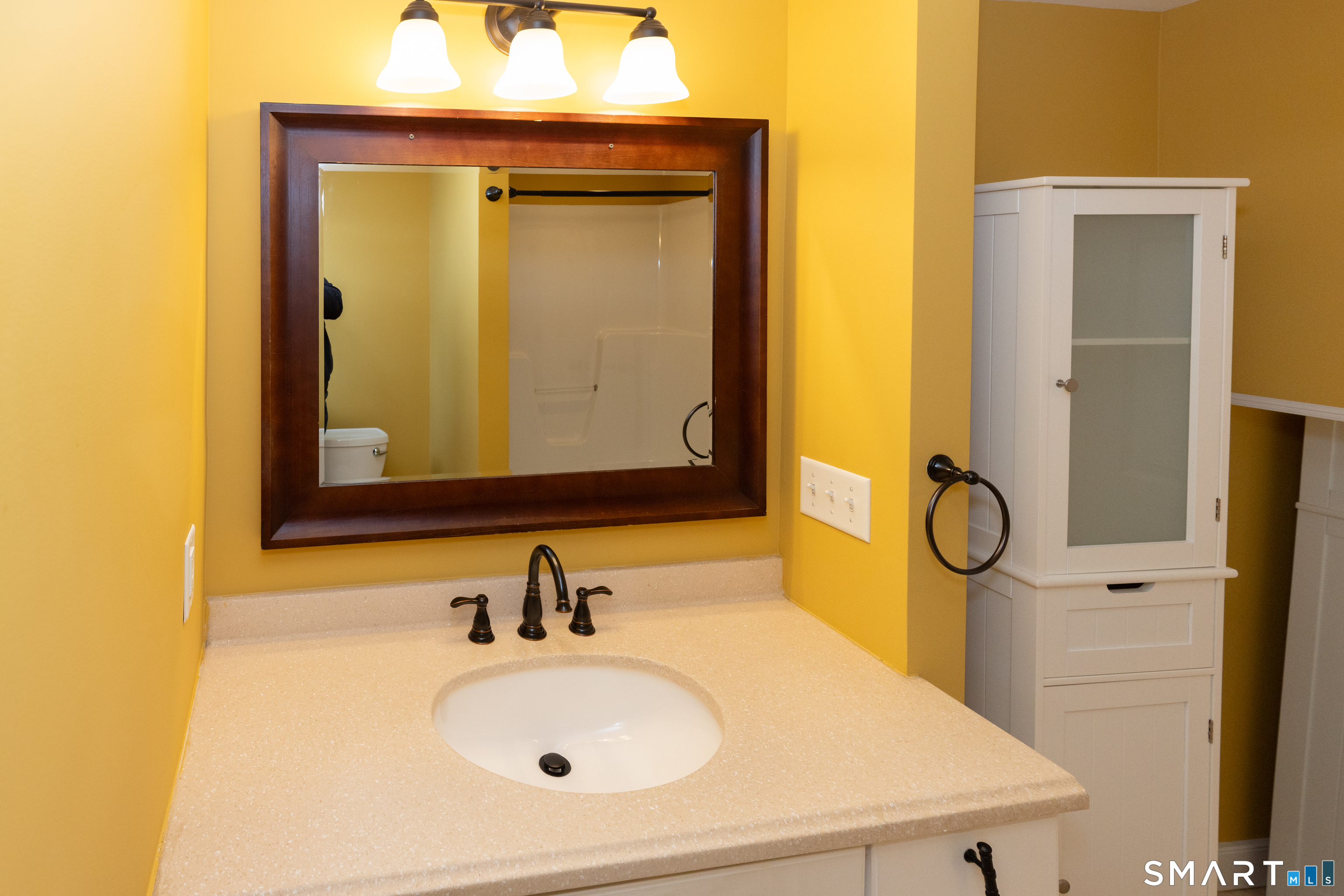 135 Middlesex Avenue Chester, CT 06412 - Photo 18 of 34