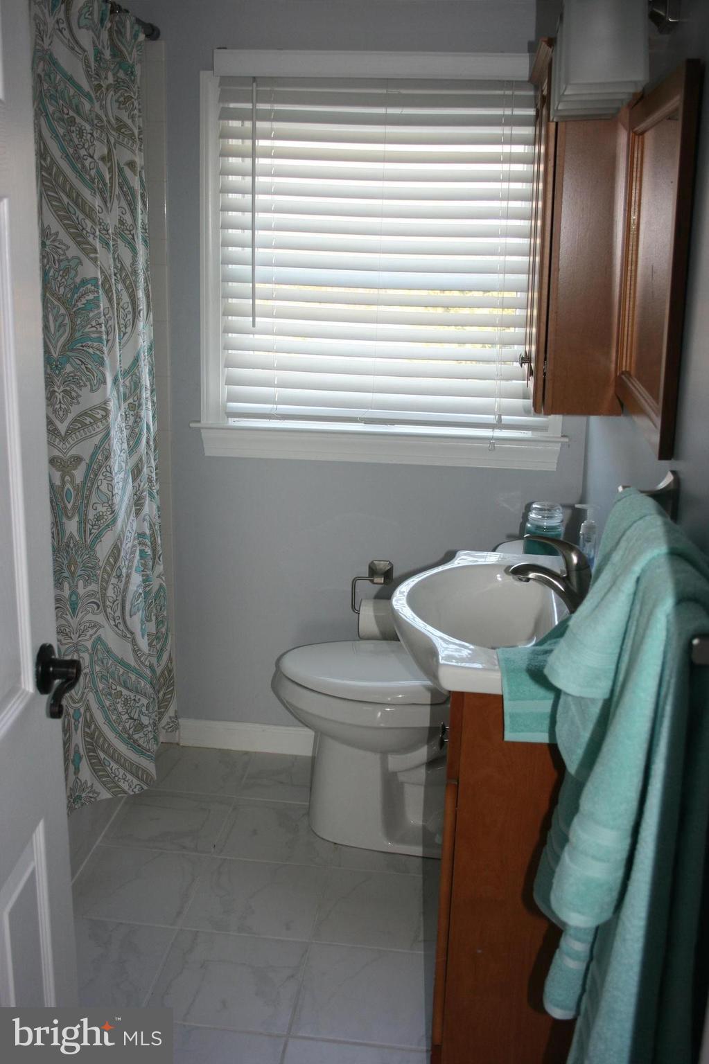 3011 Vulcan Road Baltimore, MD 21222 - Photo 7 of 23 Bath