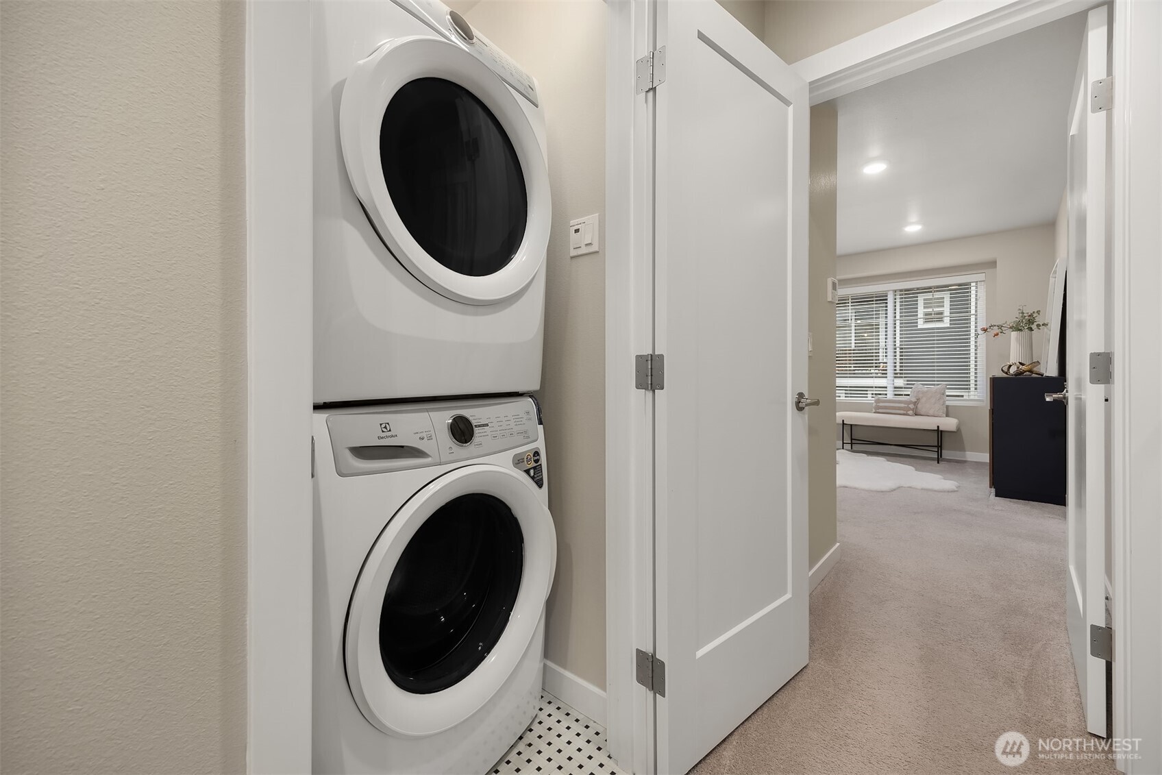 22924 80th Place West, Unit B Edmonds, WA 98026 - Photo 27 of 40