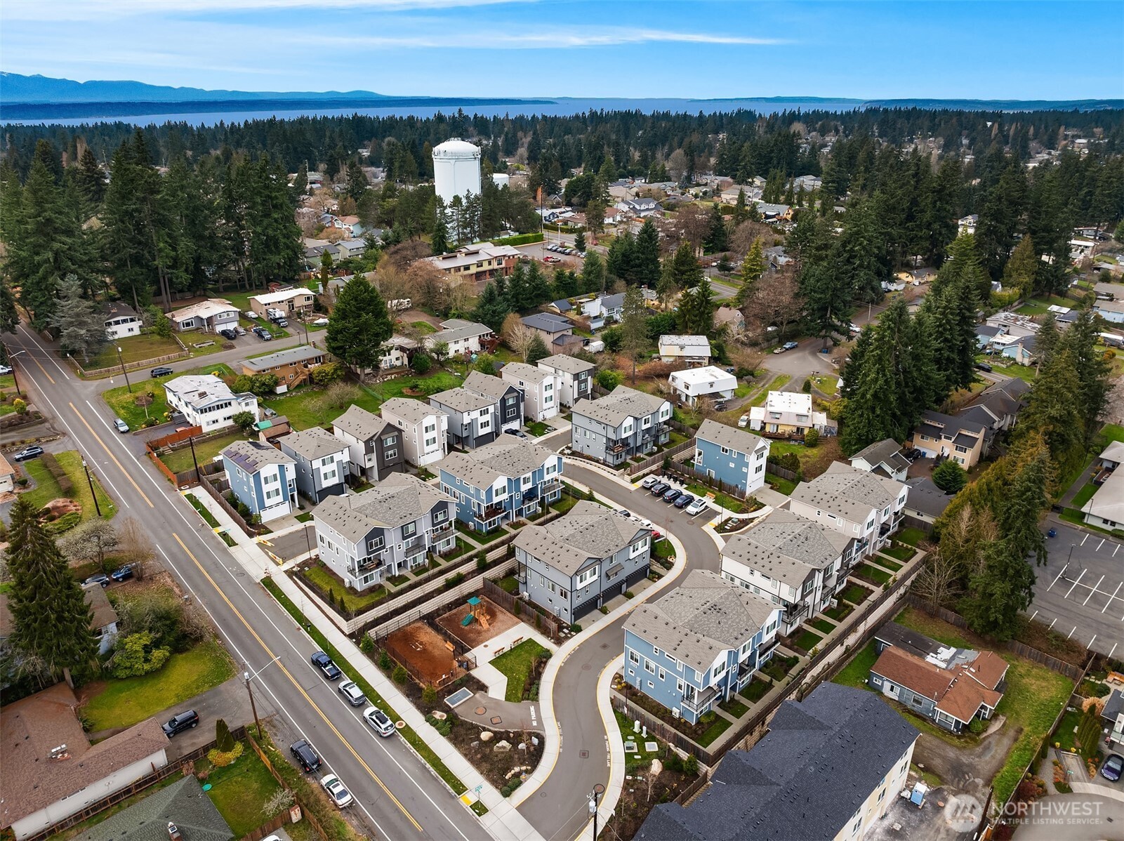 22924 80th Place West, Unit B Edmonds, WA 98026 - Photo 35 of 40