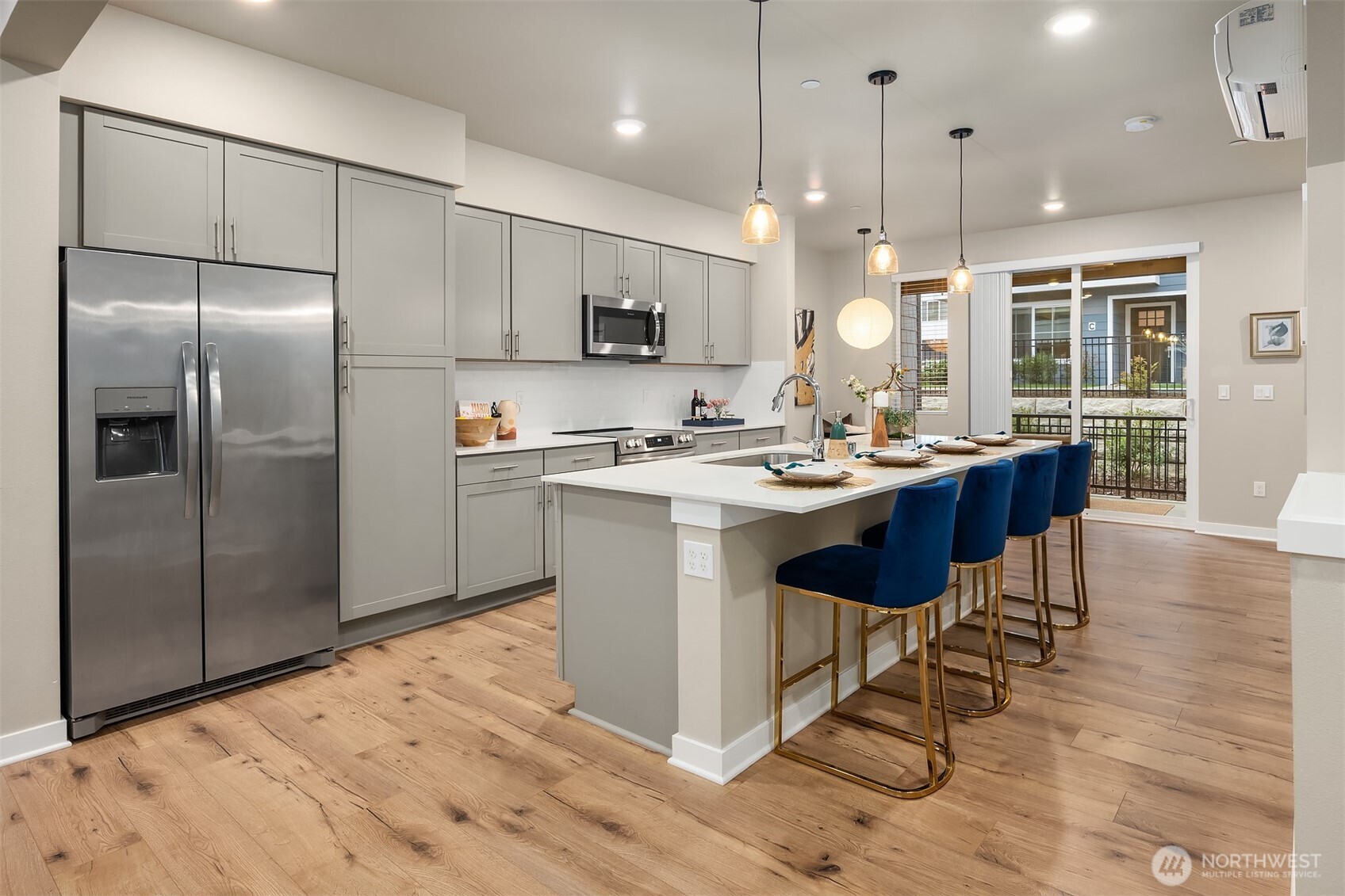 22924 80th Place West, Unit B Edmonds, WA 98026 - Photo 9 of 40