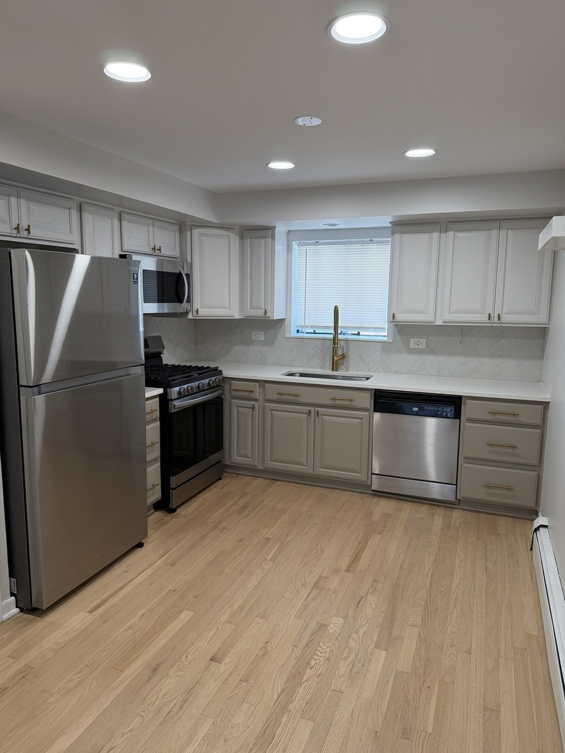 5357 North Delphia Avenue, Unit 357 Chicago, IL 60656 - Photo 3 of 11