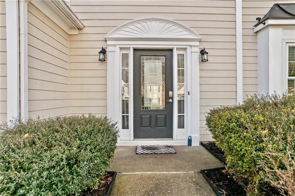 2828 Amhurst Way Kennesaw, GA 30144 - Photo 5 of 45