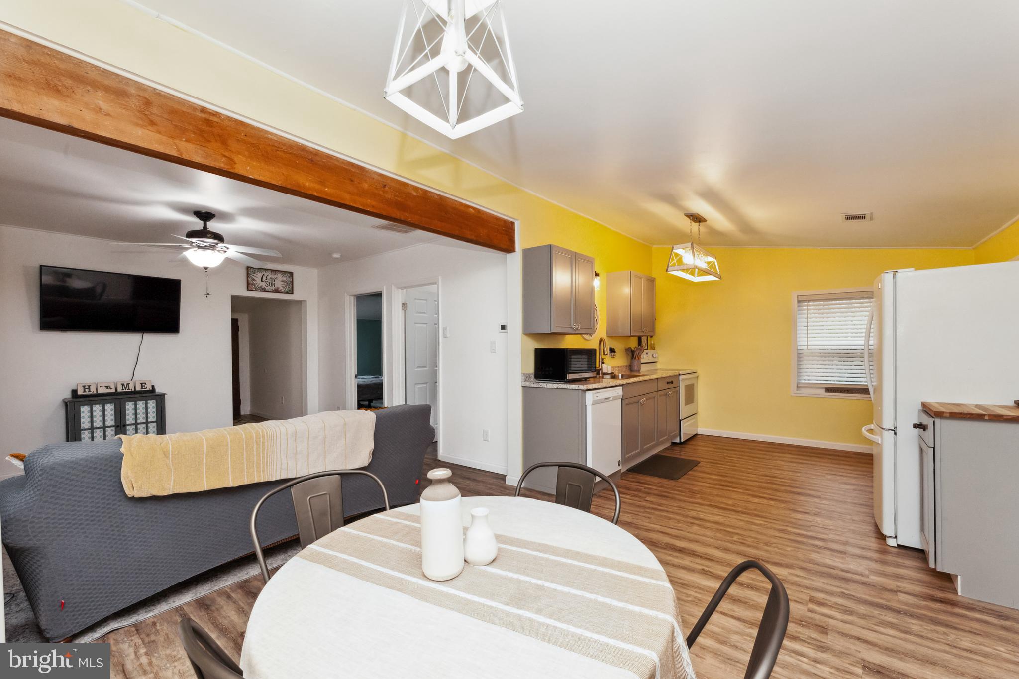 45150 Clarkes Landing Road Hollywood, MD 20636 - Photo 11 of 40 Dining Area