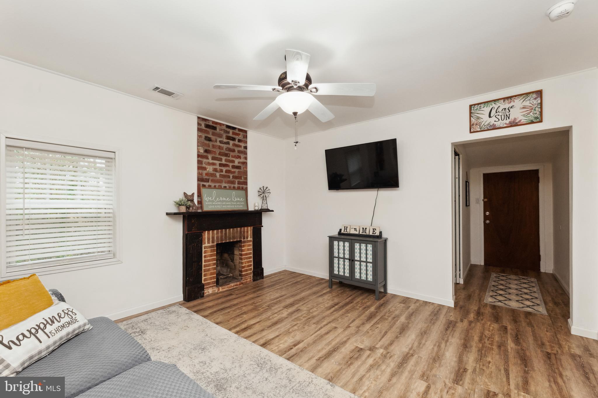 45150 Clarkes Landing Road Hollywood, MD 20636 - Photo 14 of 40 Family Room