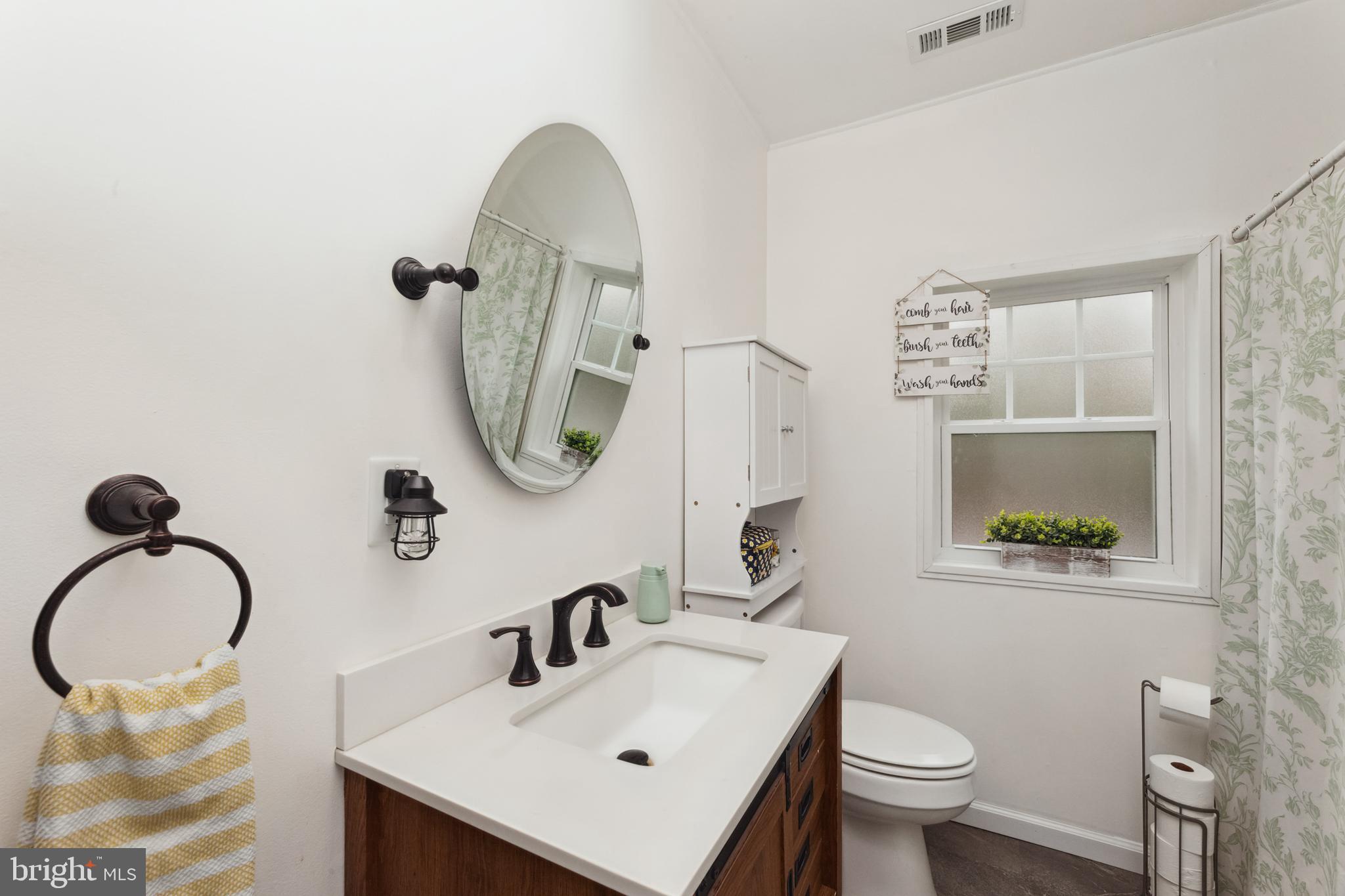 45150 Clarkes Landing Road Hollywood, MD 20636 - Photo 20 of 40 Full Bath