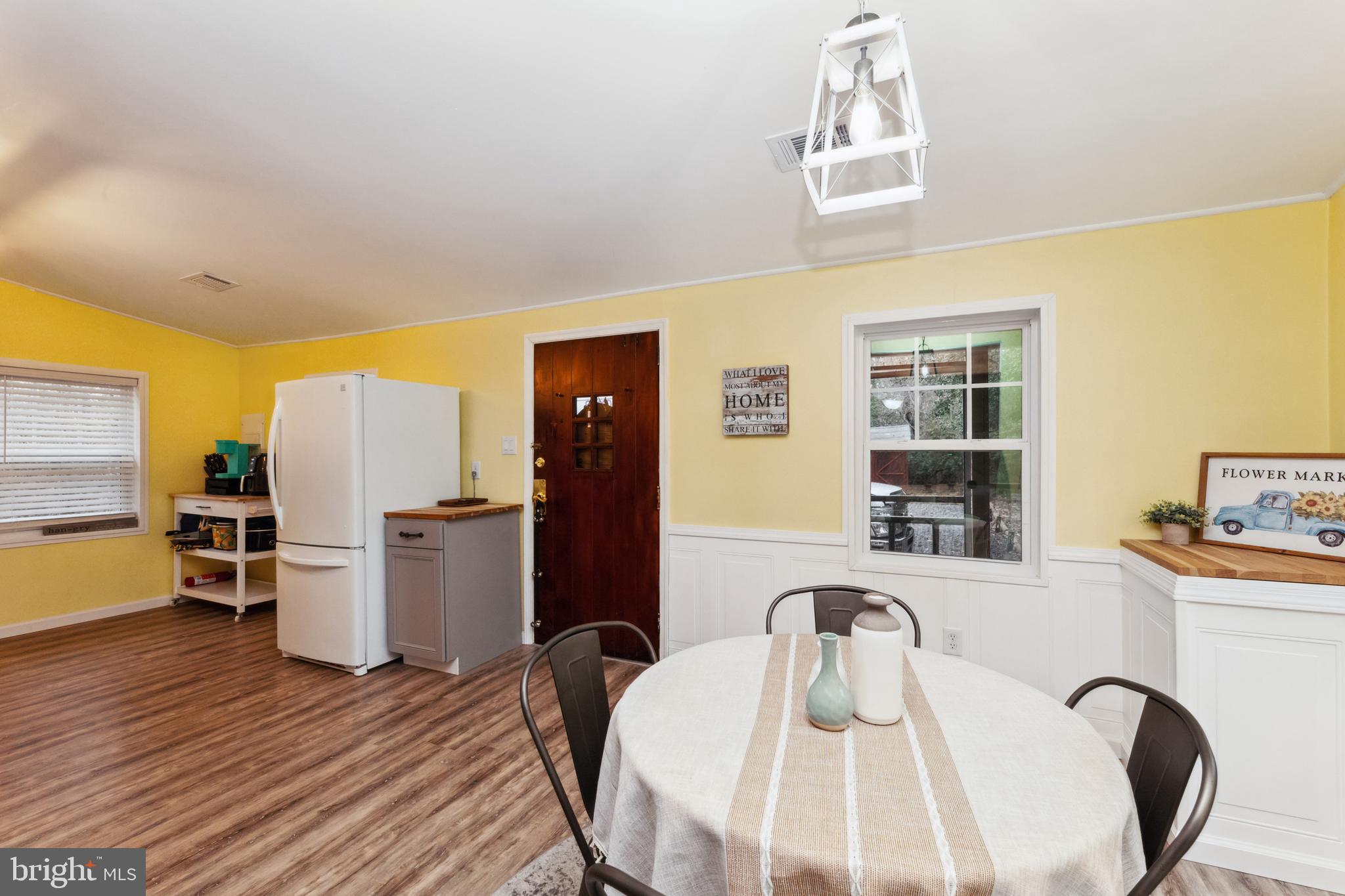 45150 Clarkes Landing Road Hollywood, MD 20636 - Photo 9 of 40 Dining Area