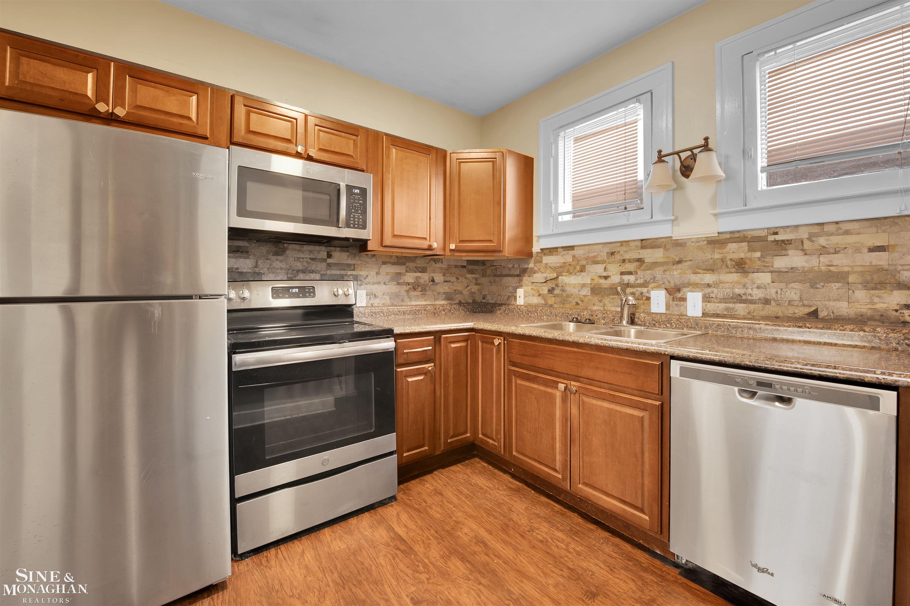 936 Nottingham Road Grosse Pointe, MI 48230 - Photo 8 of 22