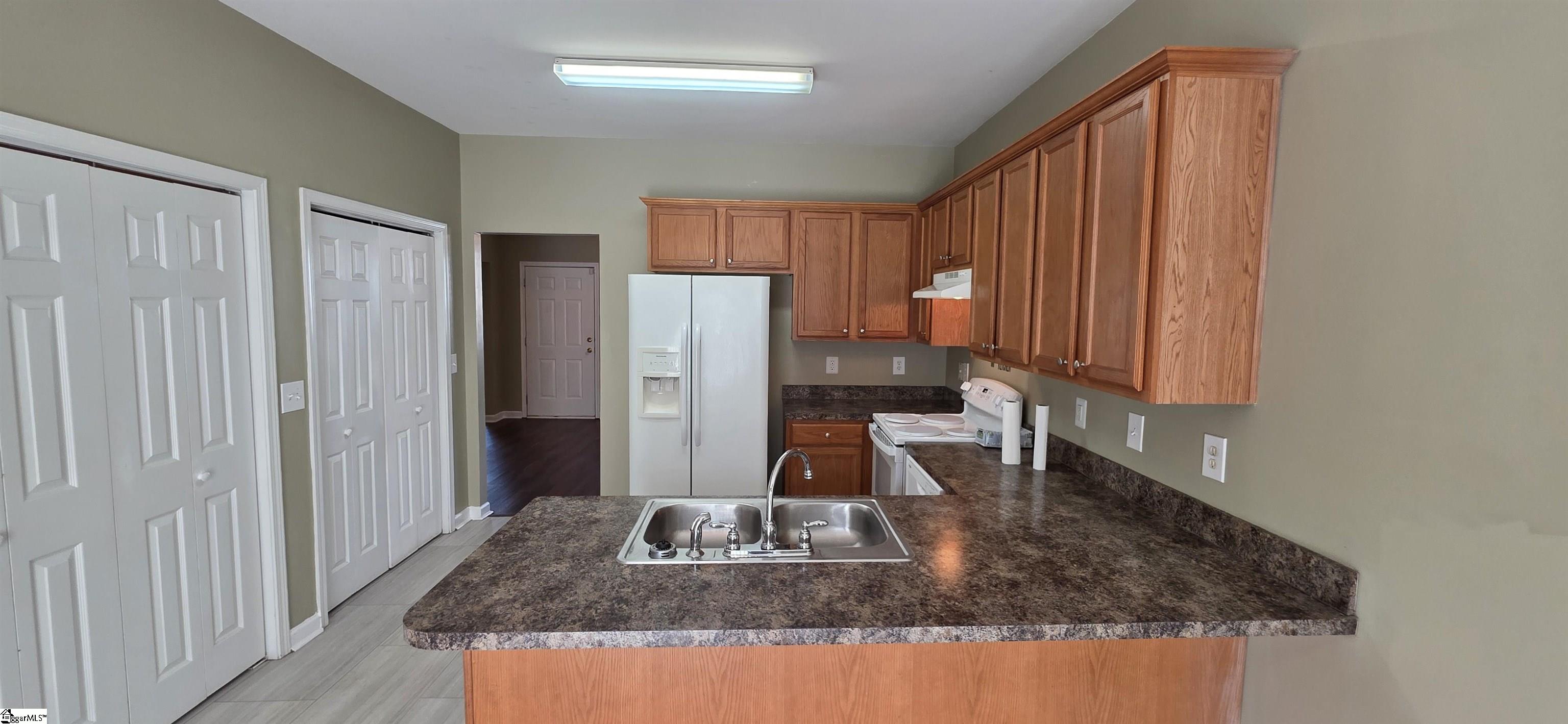 4 Arturo Road Piedmont, SC 29673 - Photo 2 of 15