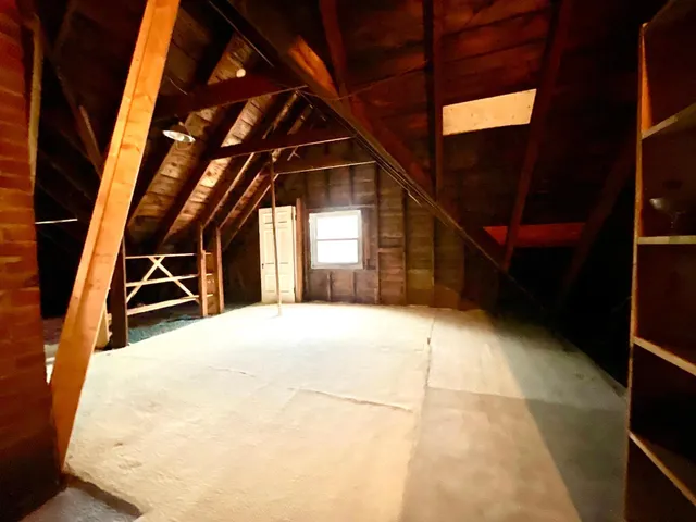 $2,100 | 2193 1st Street, White Bear Lake, MN 55110