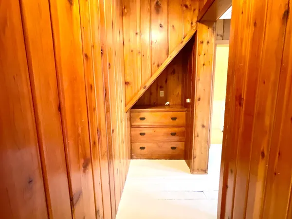 $2,100 | 2193 1st Street, White Bear Lake, MN 55110