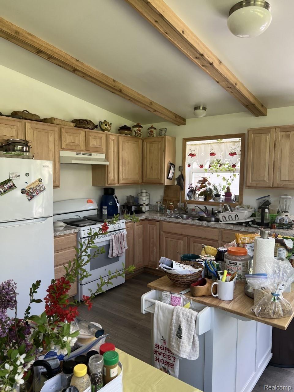 1802 Smith Road Lapeer, MI 48446 - Photo 2 of 12 thumbnail_IMG_1493.jpg