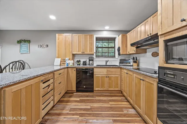 $585,000 | 3528 Lost Branch Road, Sevierville, TN 37862