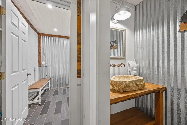 $585,000 | 3528 Lost Branch Road, Sevierville, TN 37862